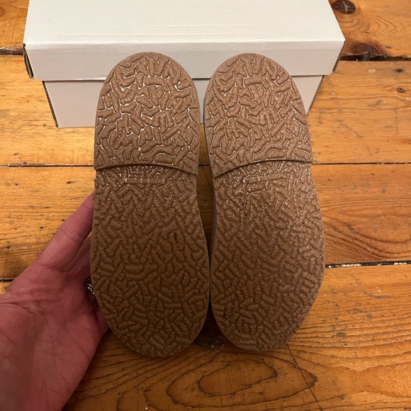 Childrenchic Glitter and Suede Chelsea Boots, Taupe - Picture 5 of 5